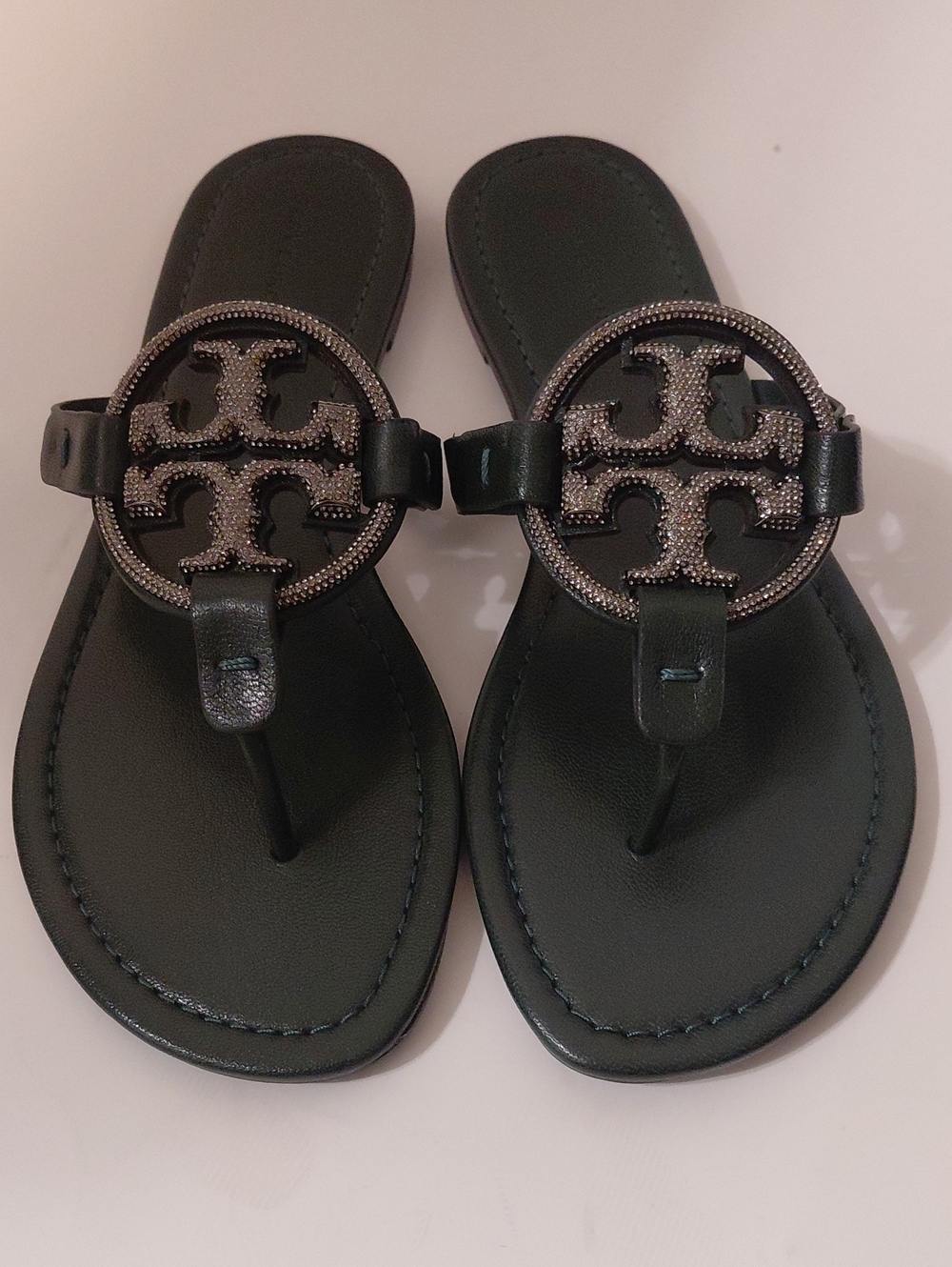 Tory Burch Emerald GREEN Leather Thong Sandals with Pave Crystal Logo Discs